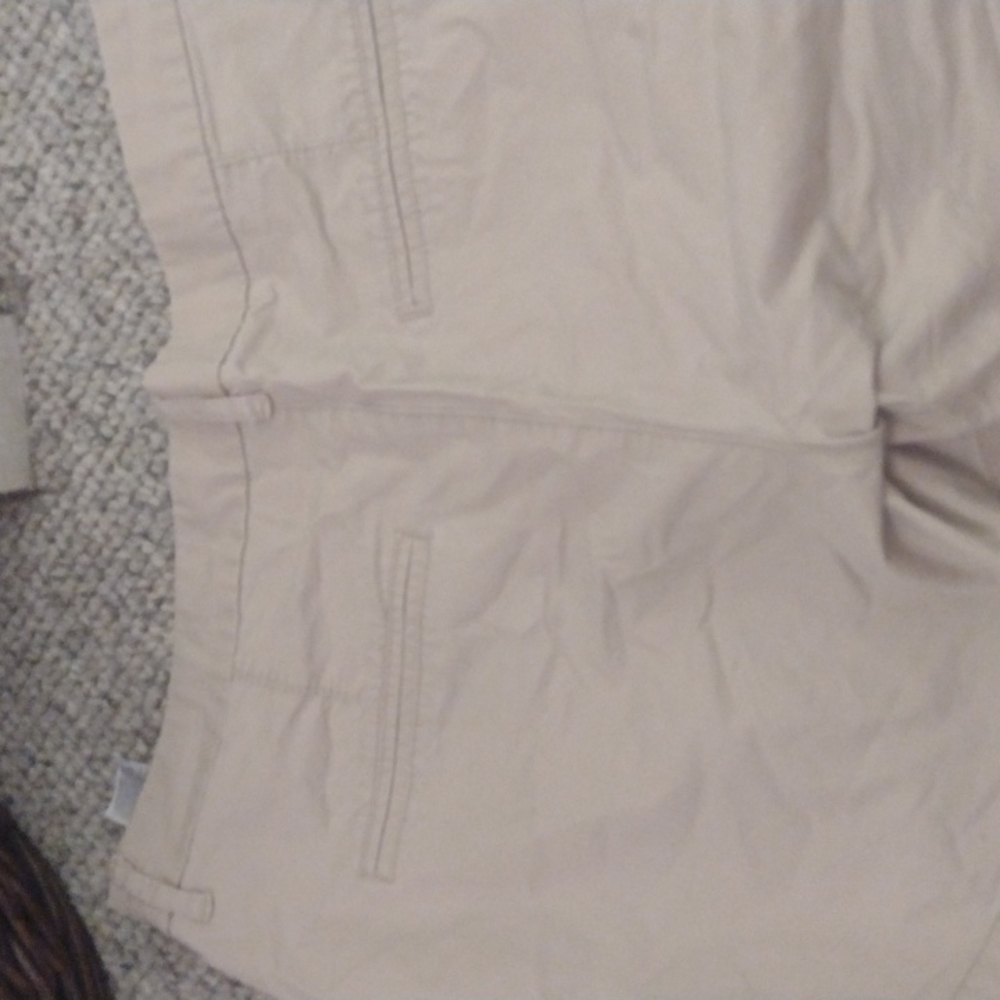 Shorts - Picture 4 of 4